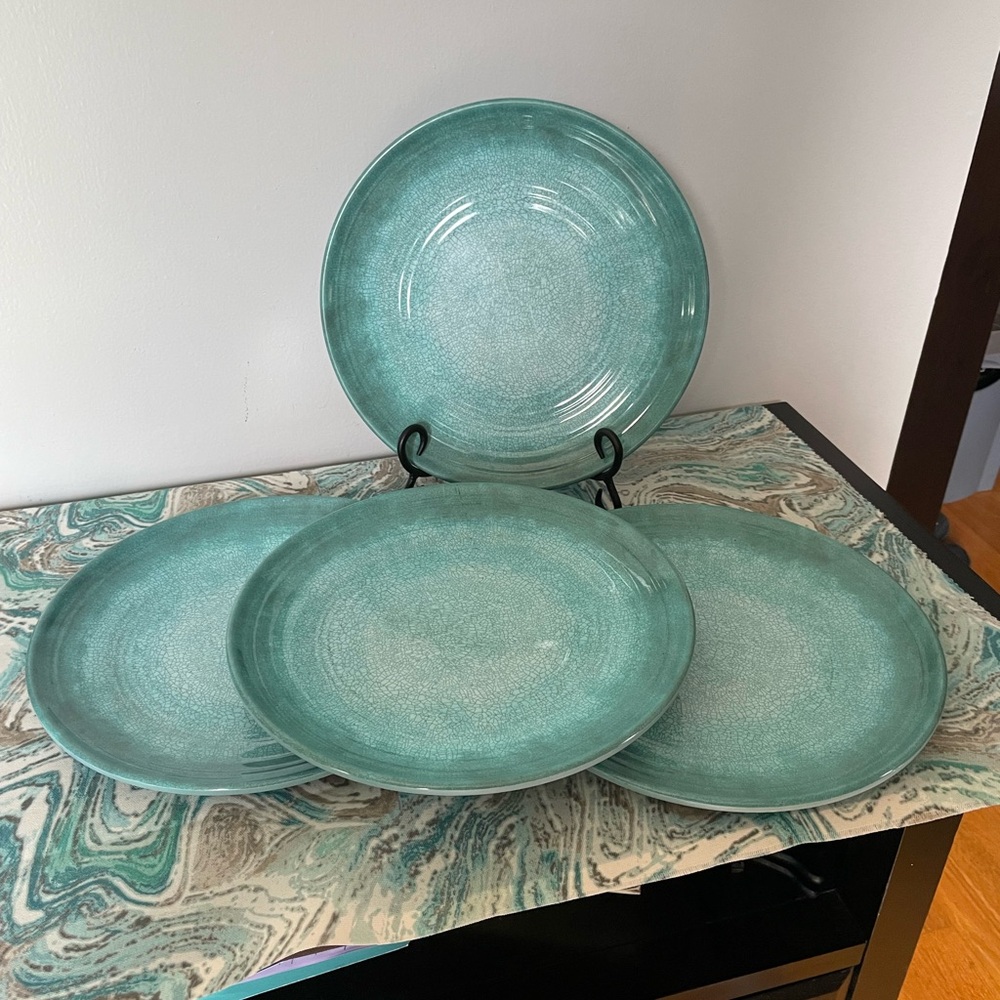 Room & Retreat Set of 4 Dinner Plates